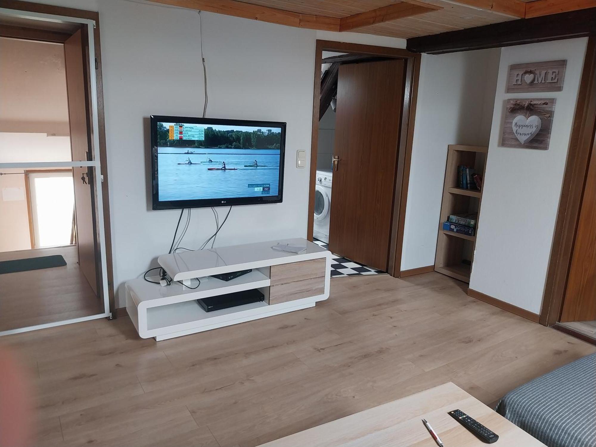 2 Zimmer Ferien & Monteur Wohnung Dg Riedstadt Buitenkant foto